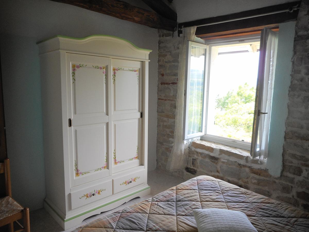 Agriturismo Cascina Serra Cossano Belbo ภายนอก รูปภาพ