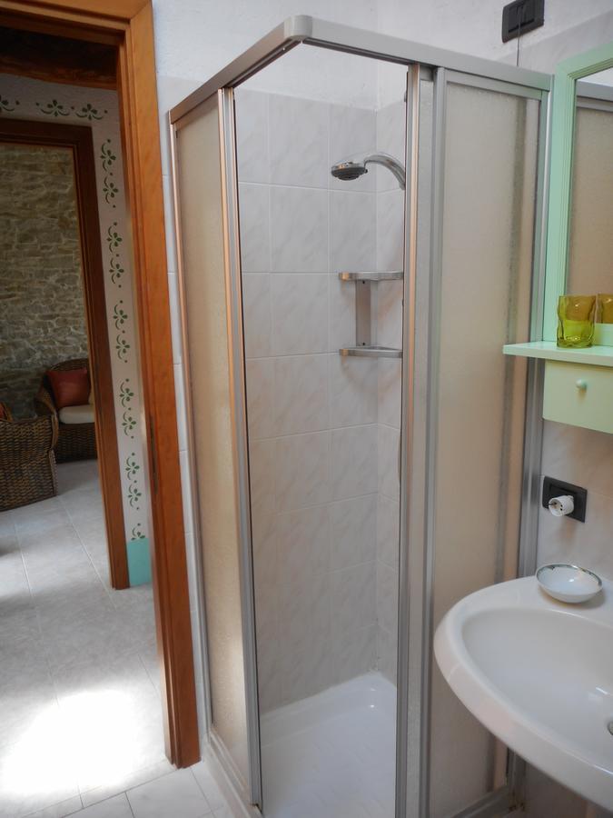 Agriturismo Cascina Serra Cossano Belbo ภายนอก รูปภาพ