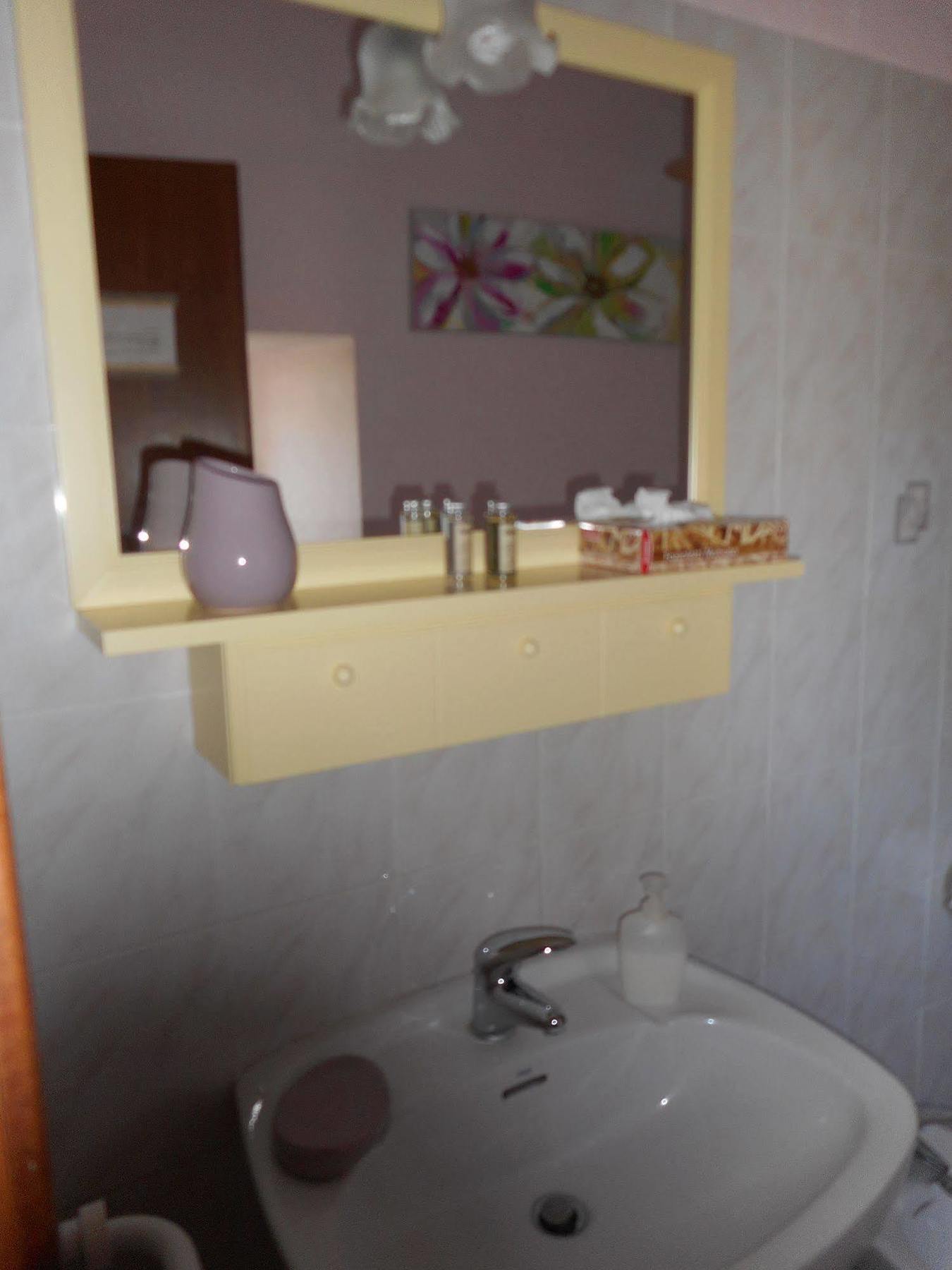 Agriturismo Cascina Serra Cossano Belbo ภายนอก รูปภาพ